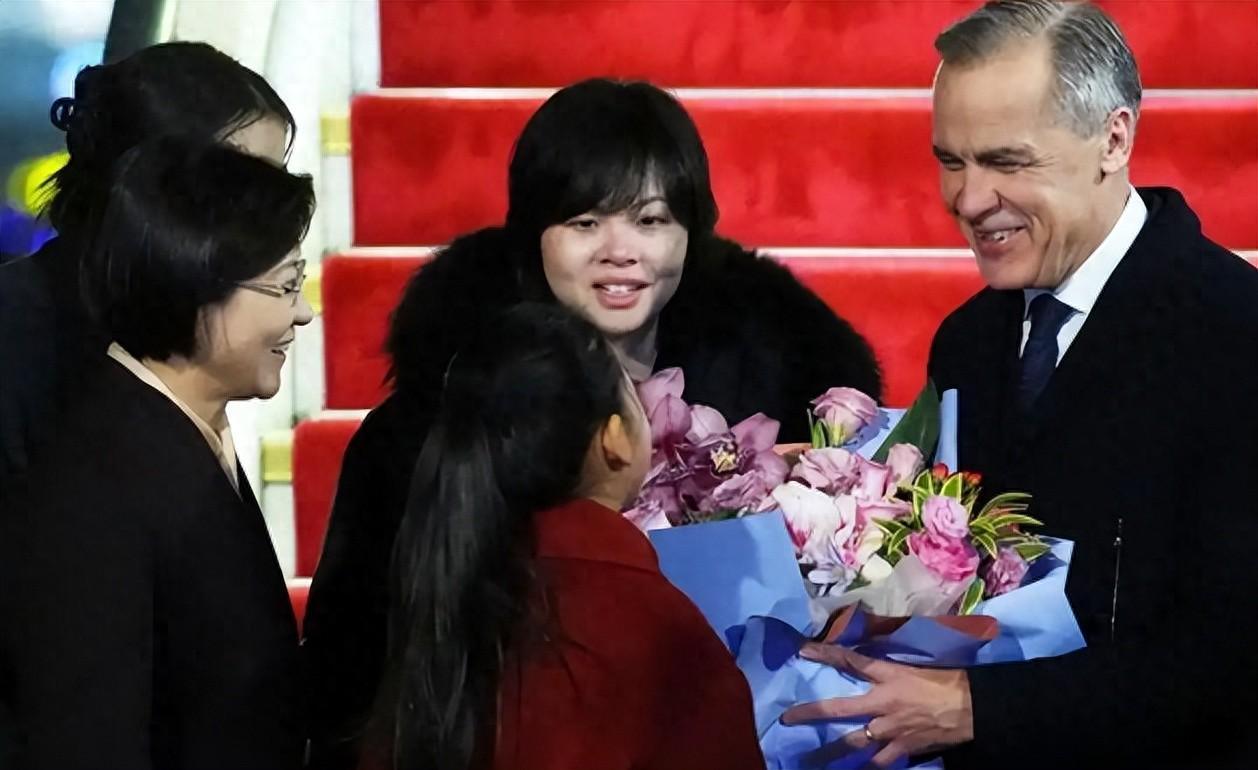 World Cup注册-加外长在北京被反复追问：当年说中国是破坏性力量，现在还做数吗